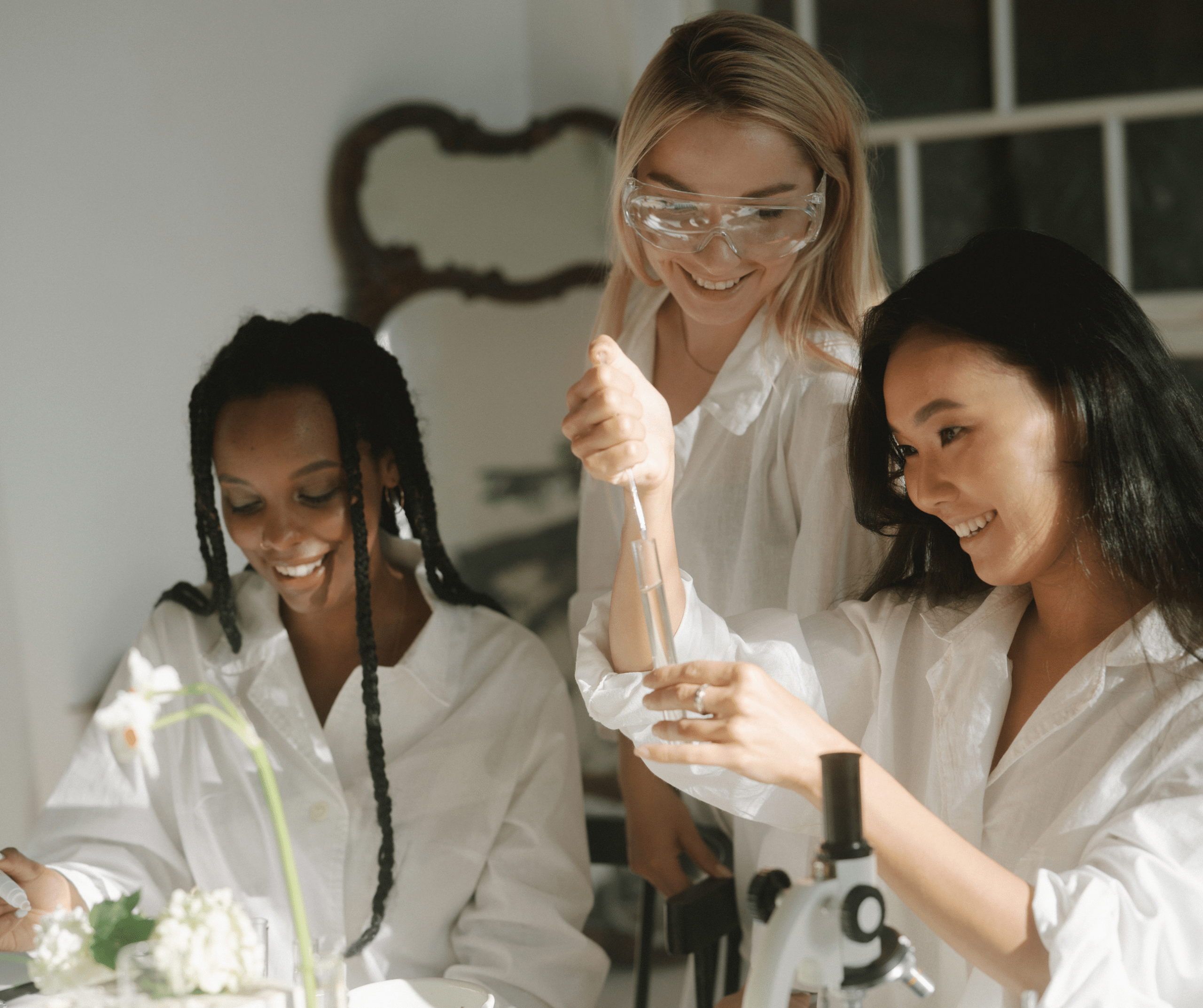 Actions pour favoriser la présence des femmes en STIM dans les programmes d’études et les établissements postsecondaires