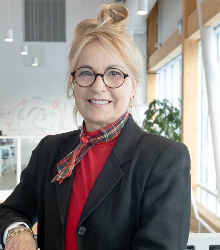 Lynda T. Simard